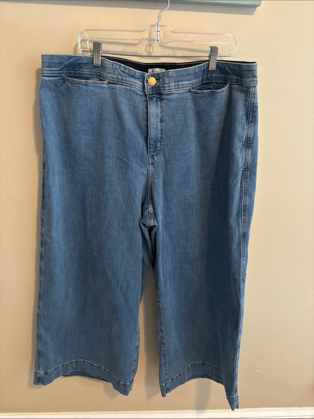 Ava & Viv High Rise Wide Leg Cropped Jeans Size 18 Blue Stretch Denim Plus